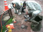 札幌市建設局職員の下水調査
